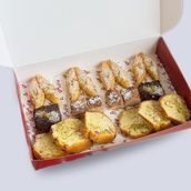 A snack box for 6 people 