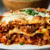 Organic meat lasagna