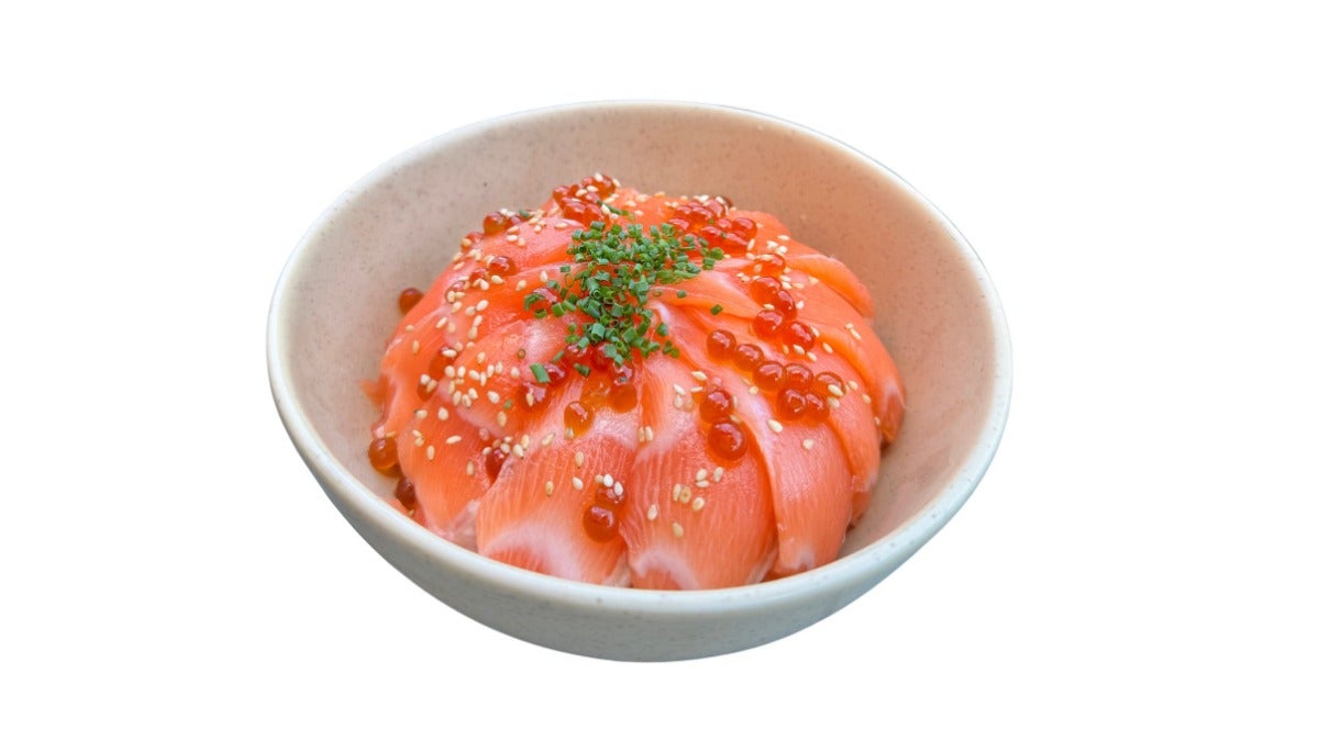 Salmon Sashimi & Ikura Don
