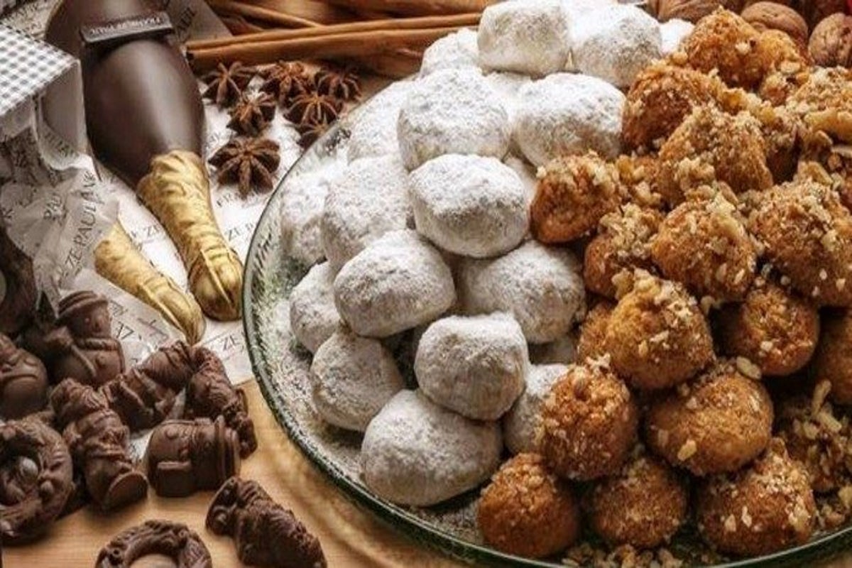 Combo Melomakarona and Kourabiedes