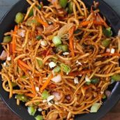 Veg Chinise Bhel Or Chicken Chinese Bhel