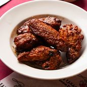 Sticky Buffalo Chicken Wings (6 Pcs)