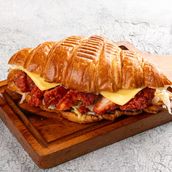 Takis Croissant
