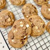 Milk Chocolate Chips Cookies 2 Pieces