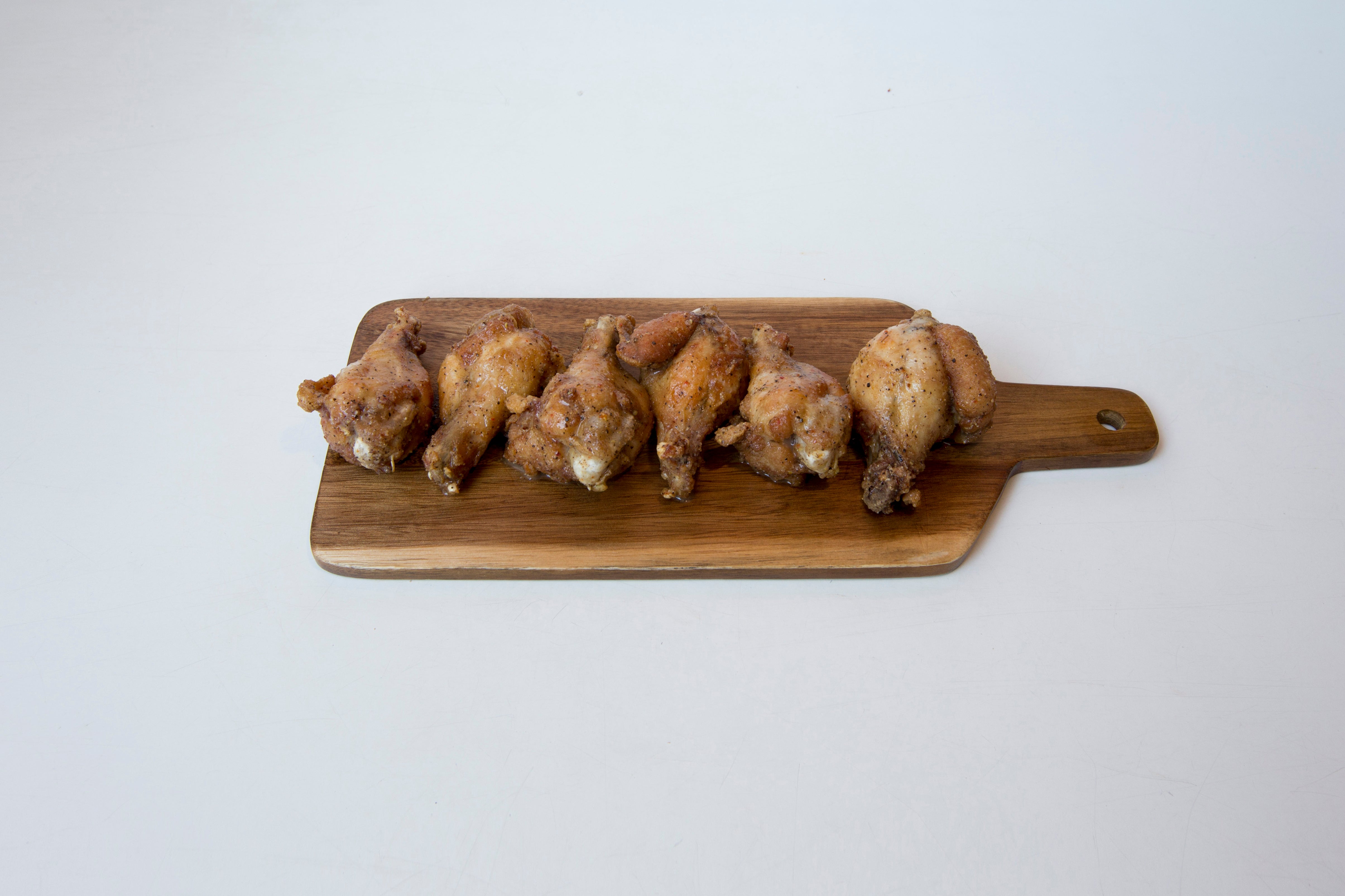 LEMON & PEPPER BUFFALO WINGS