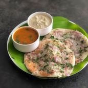 Onion Chilly Uthappam
