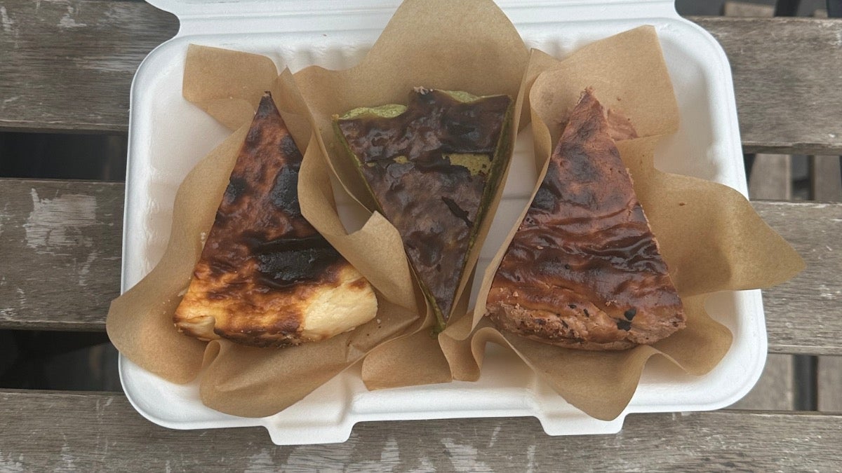 [Slice Trio] - Basque Cheesecake