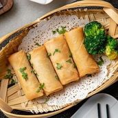 Vegetable Spring Rolls 4 Pcs 蔬菜春卷