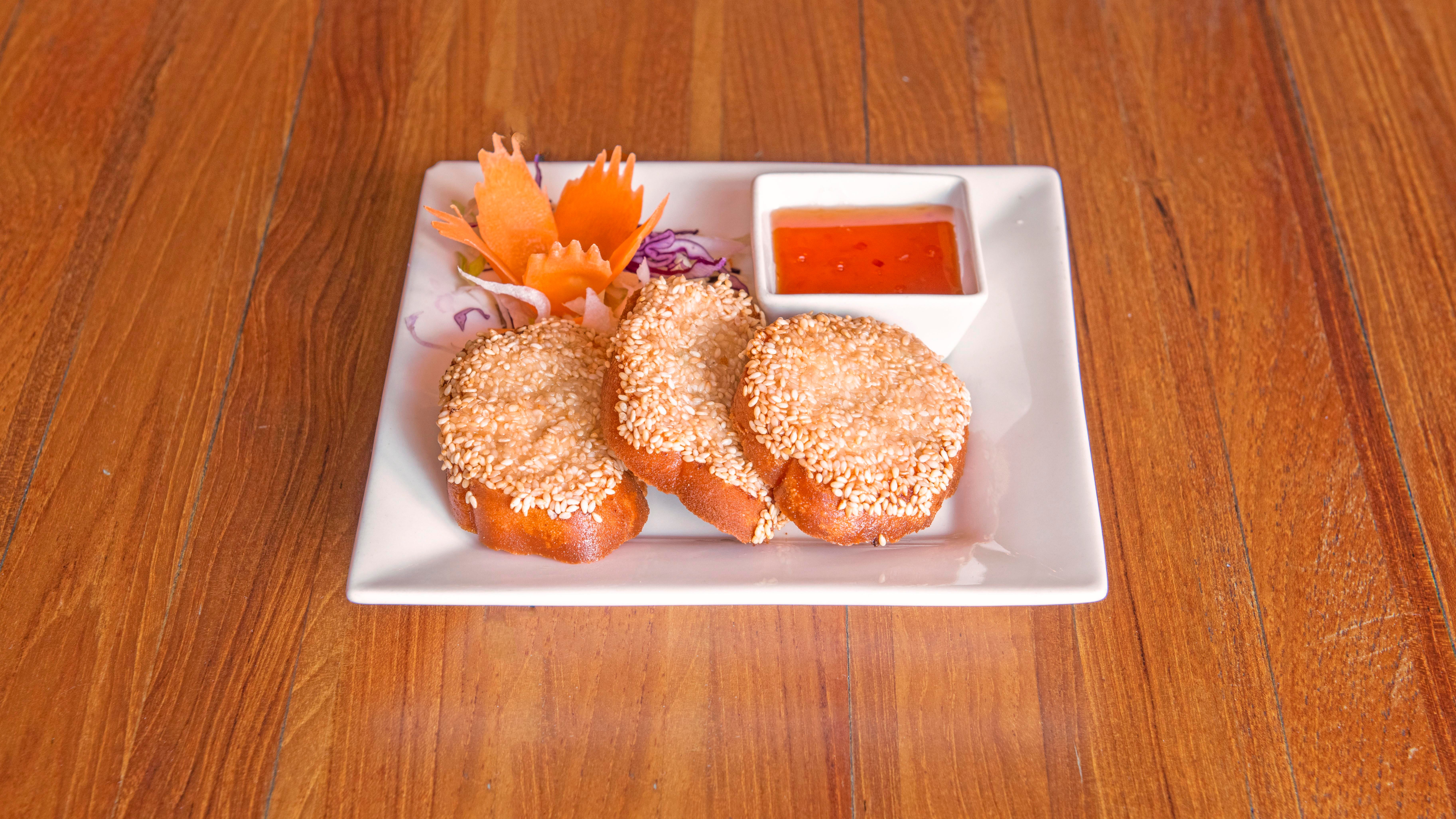 Prawn and Chicken on Toast (G)