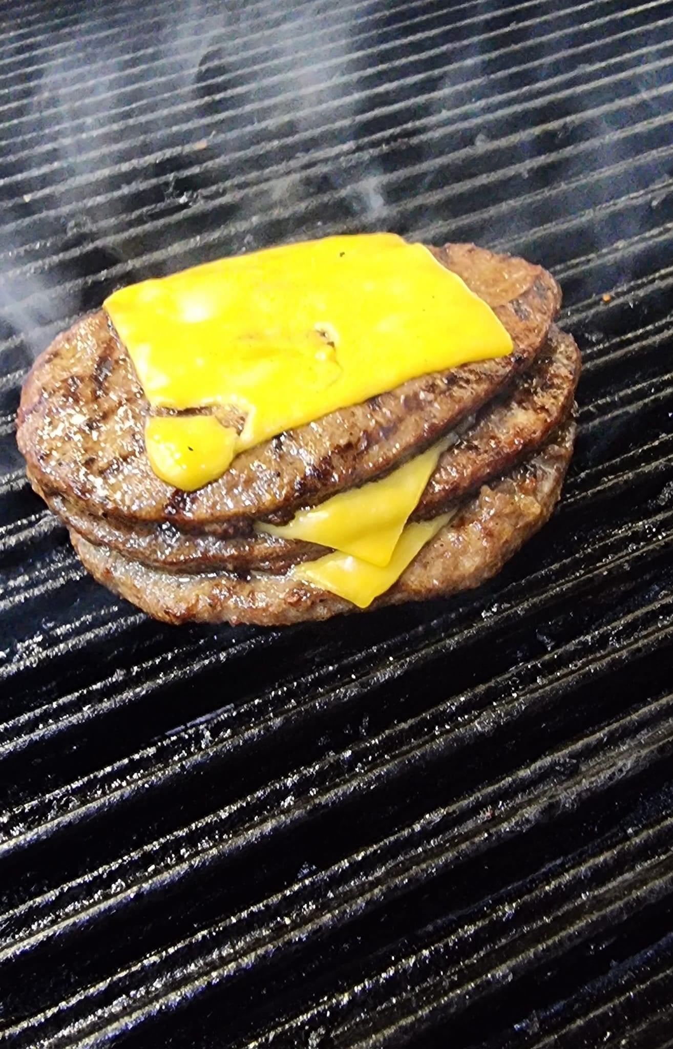 Triple Pounder Cheese Burger with chips