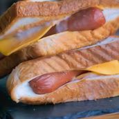 Semi Hot Dog And Cheese 