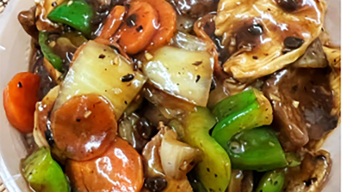 Duck with Pepper in Black Bean Sauce 豉椒鸭