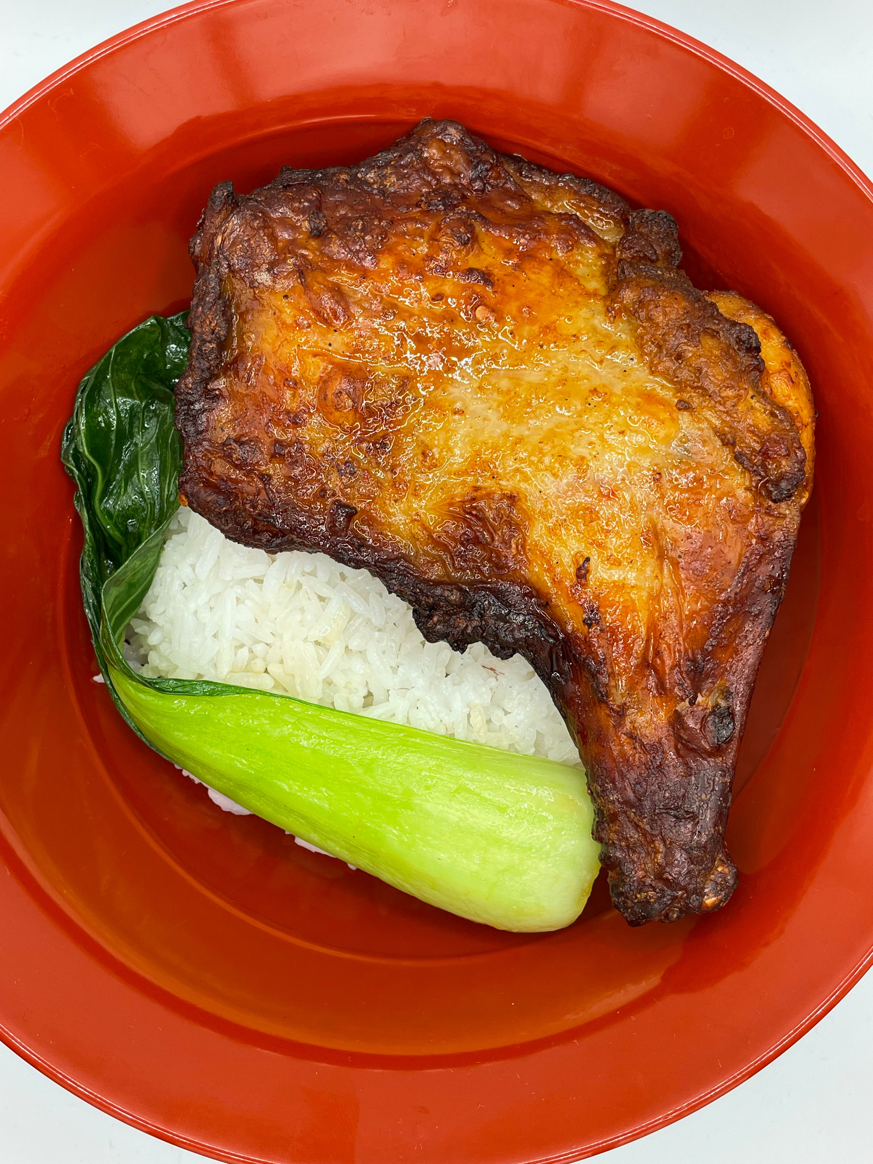 Spicy Chicken Leg(Served with rice & Soy Braised Egg )香辣雞腿飯