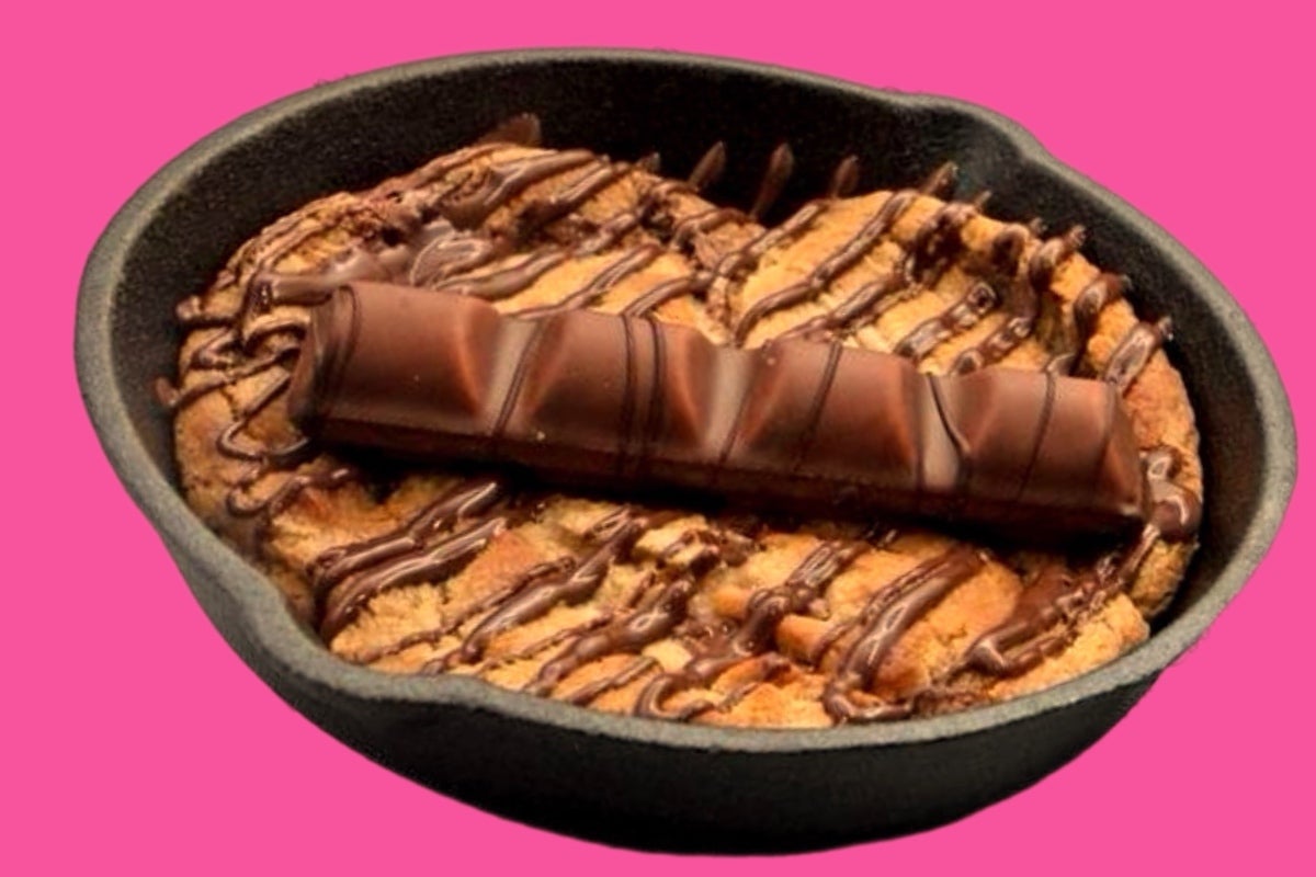 Mixed Kinder Bueno Cookie Dough