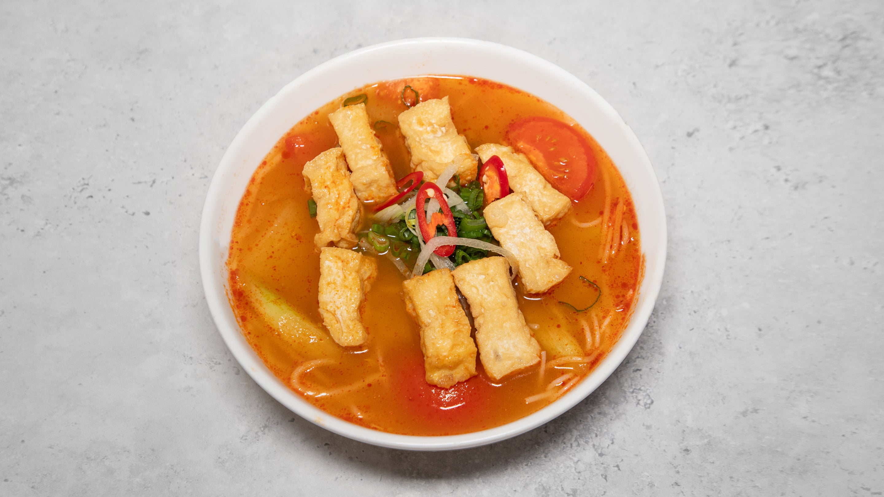 Vegetarian Hot & Sour Noodle Soup (V) (GF)