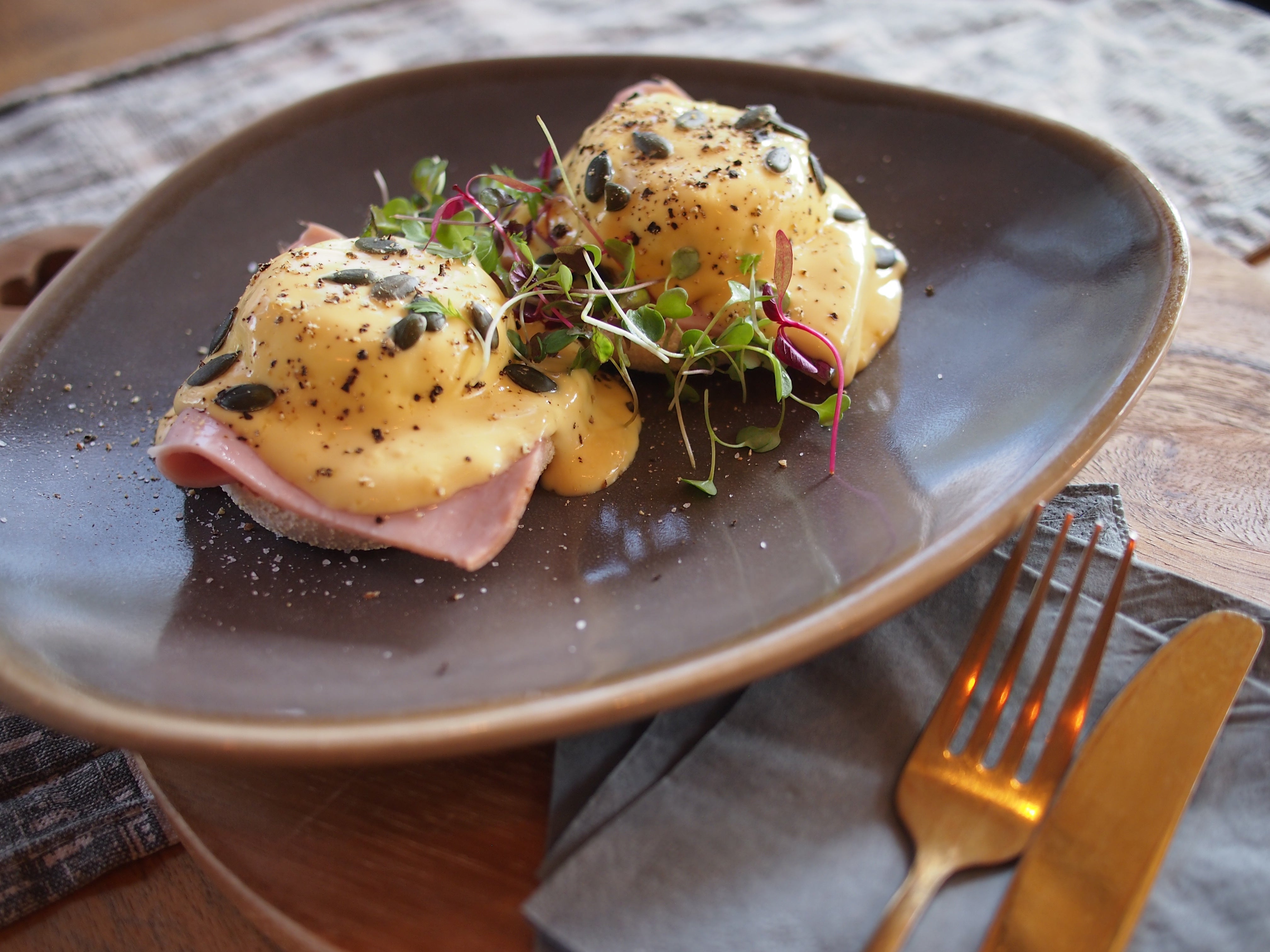 Egg Benedict (Ham)