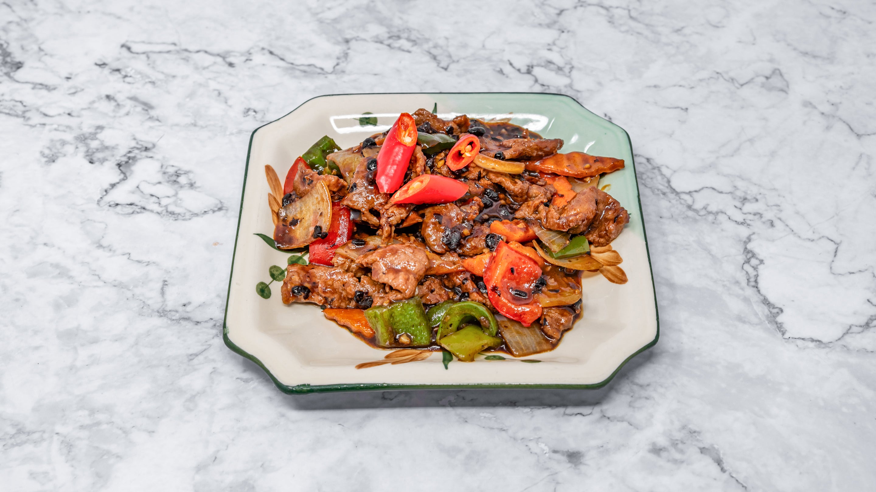 Beef with Green Pepper in Black Bean Sauce (Hot)豉椒牛