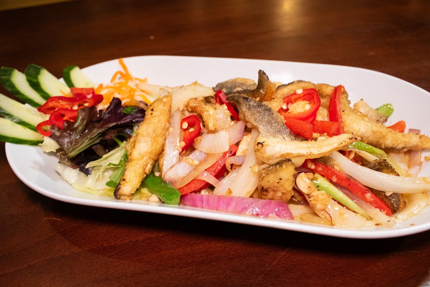 Cá Chiên Xù (Fried Seabass in Sauce)