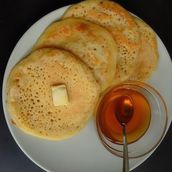Chabab With Dates Syrup