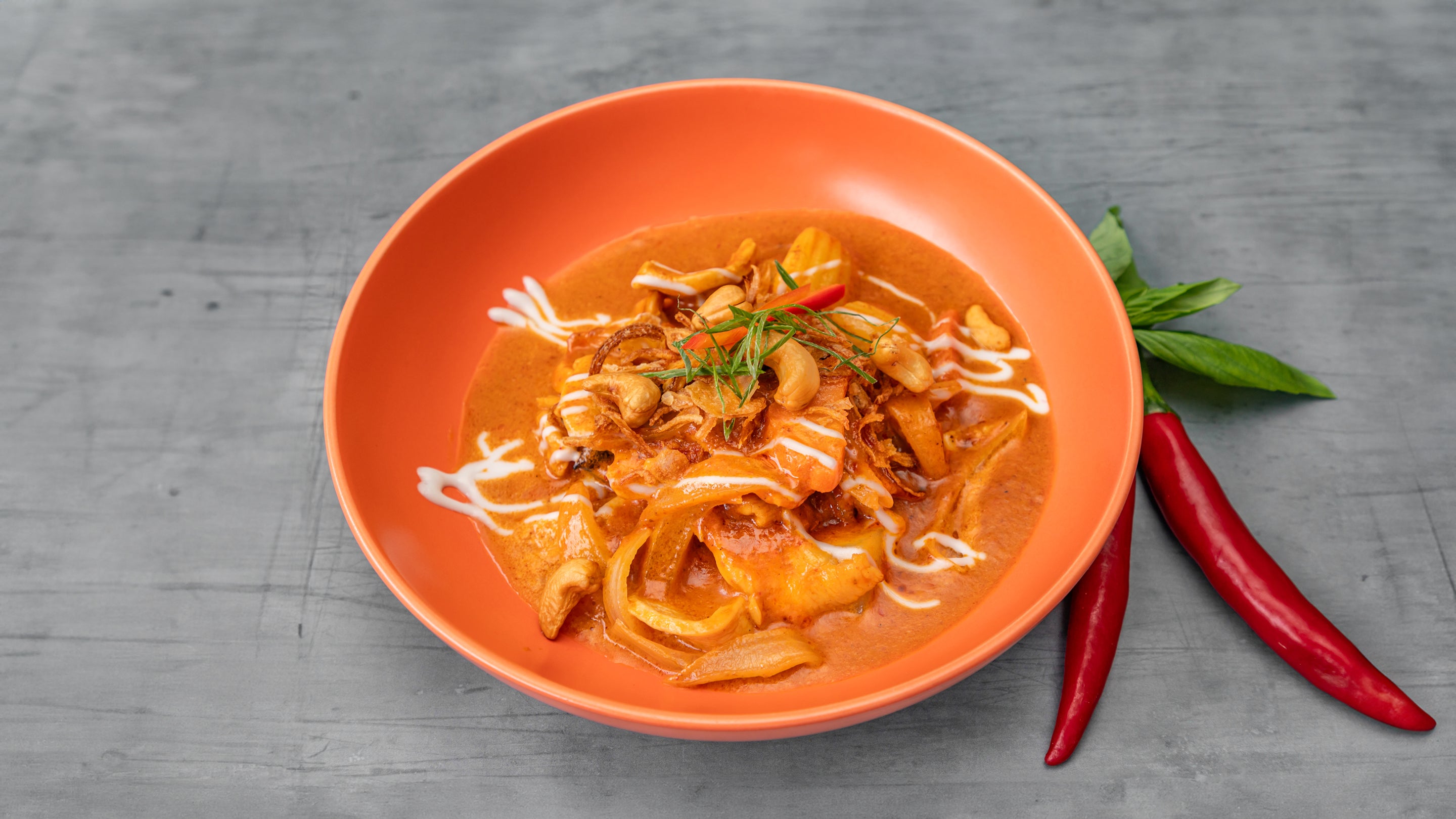 Massaman Curry (Contain peanuts or nuts) (Gluten Free)