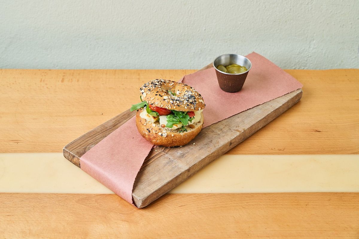 Halloumi Bagel
