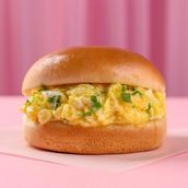 The Cheddar Egg Bun