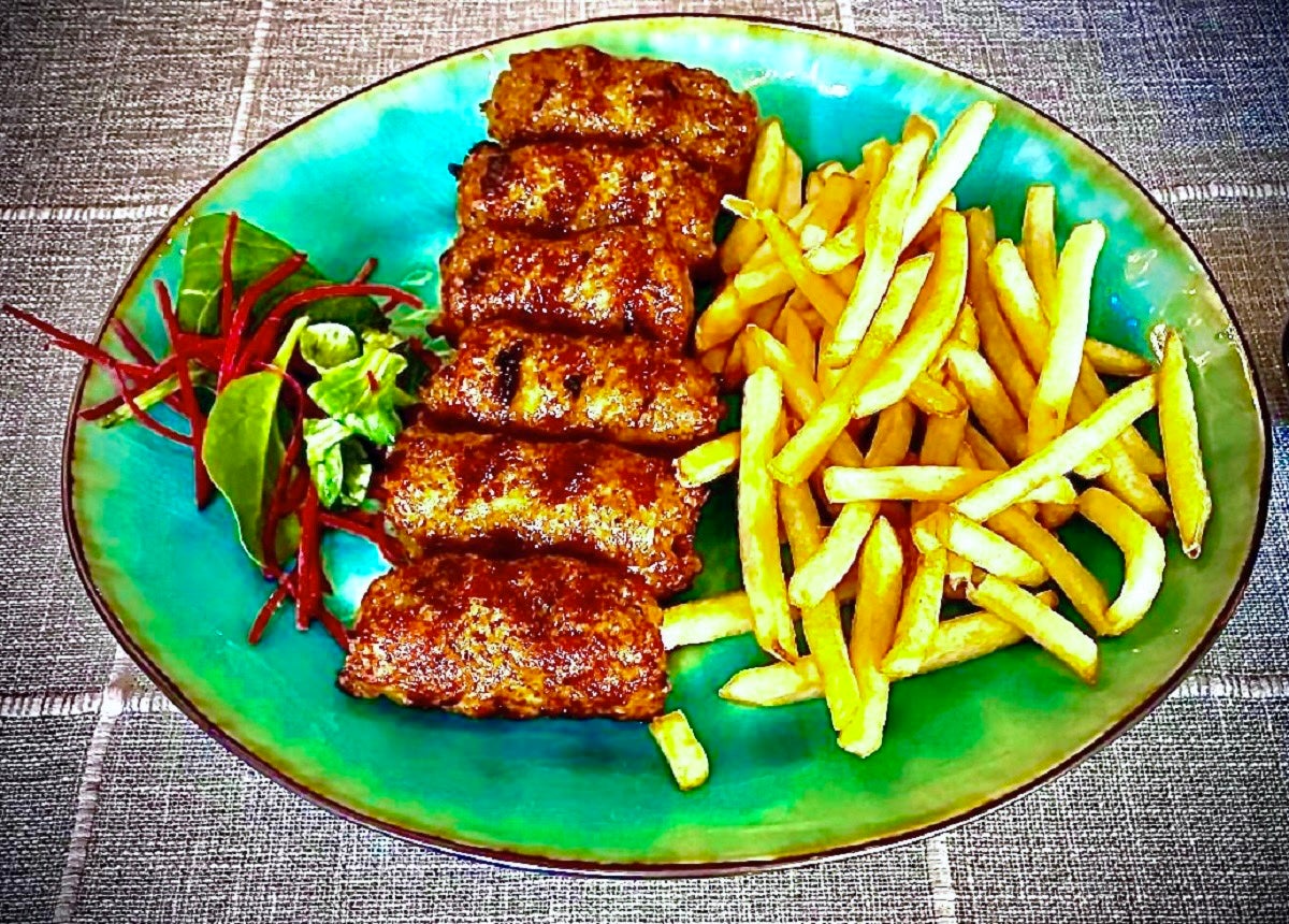 mici(tradicional romanian sausages)