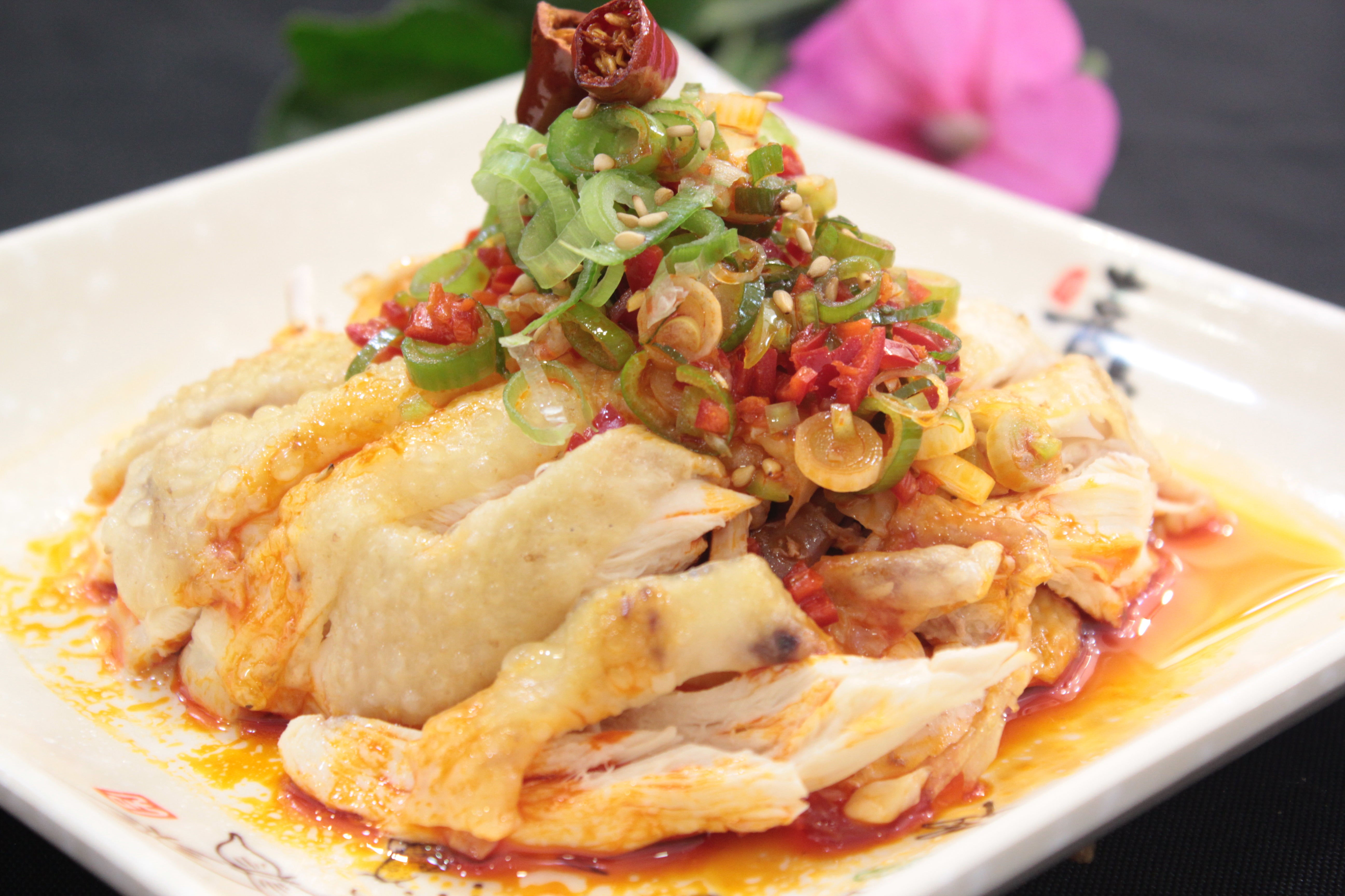 Steamed Chicken with Chili Sauce 口水鸡