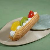 3 Eclairs