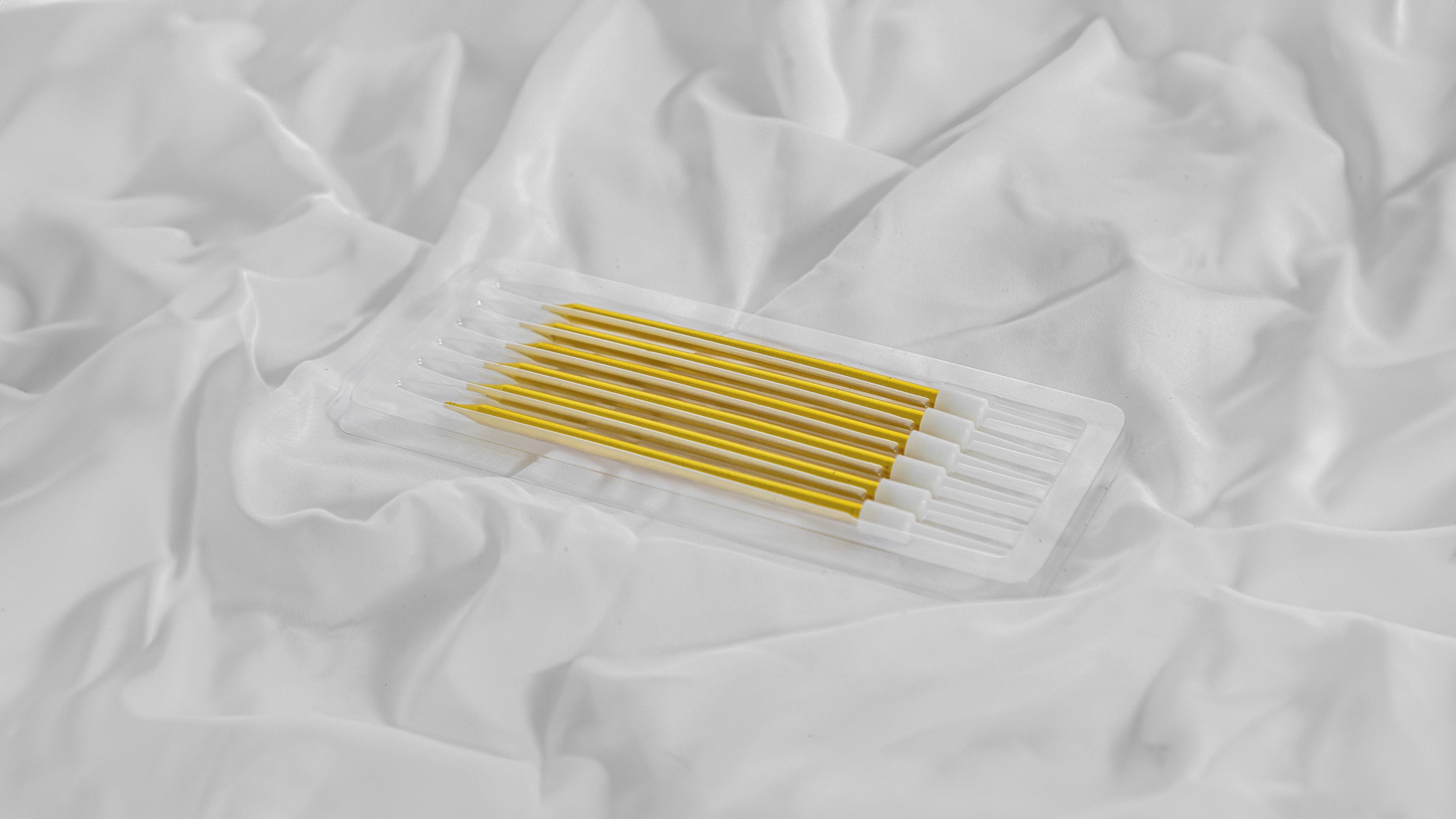 6 Pack Tall Gold Birthday Candles