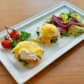 Manhattan Egg Benedict (G,D)