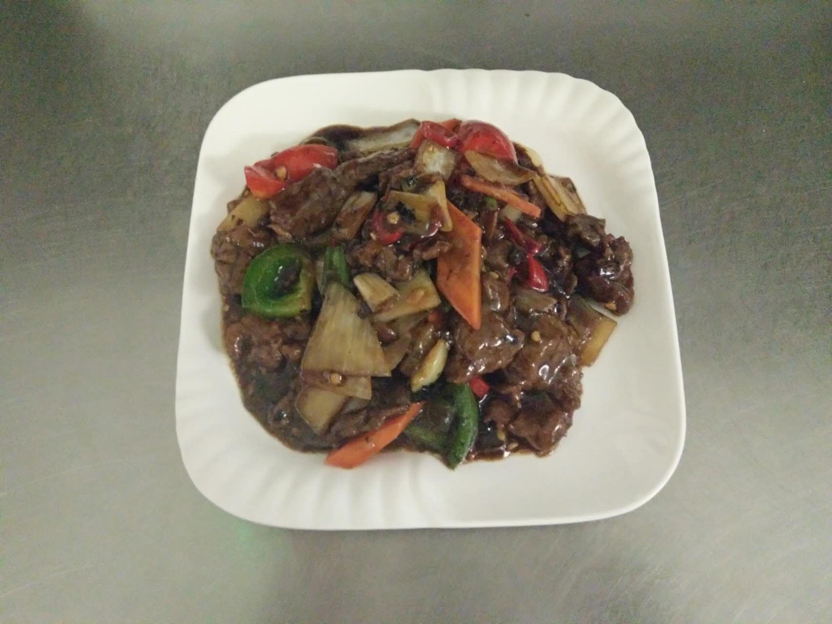 Beef in Black Pepper Sauce 黑椒牛肉