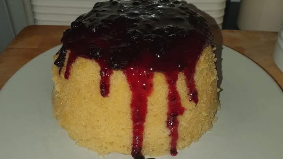 Raspberry Sponge Pudding with Cream