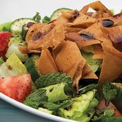 Fattoush Salad With Garlic Bread