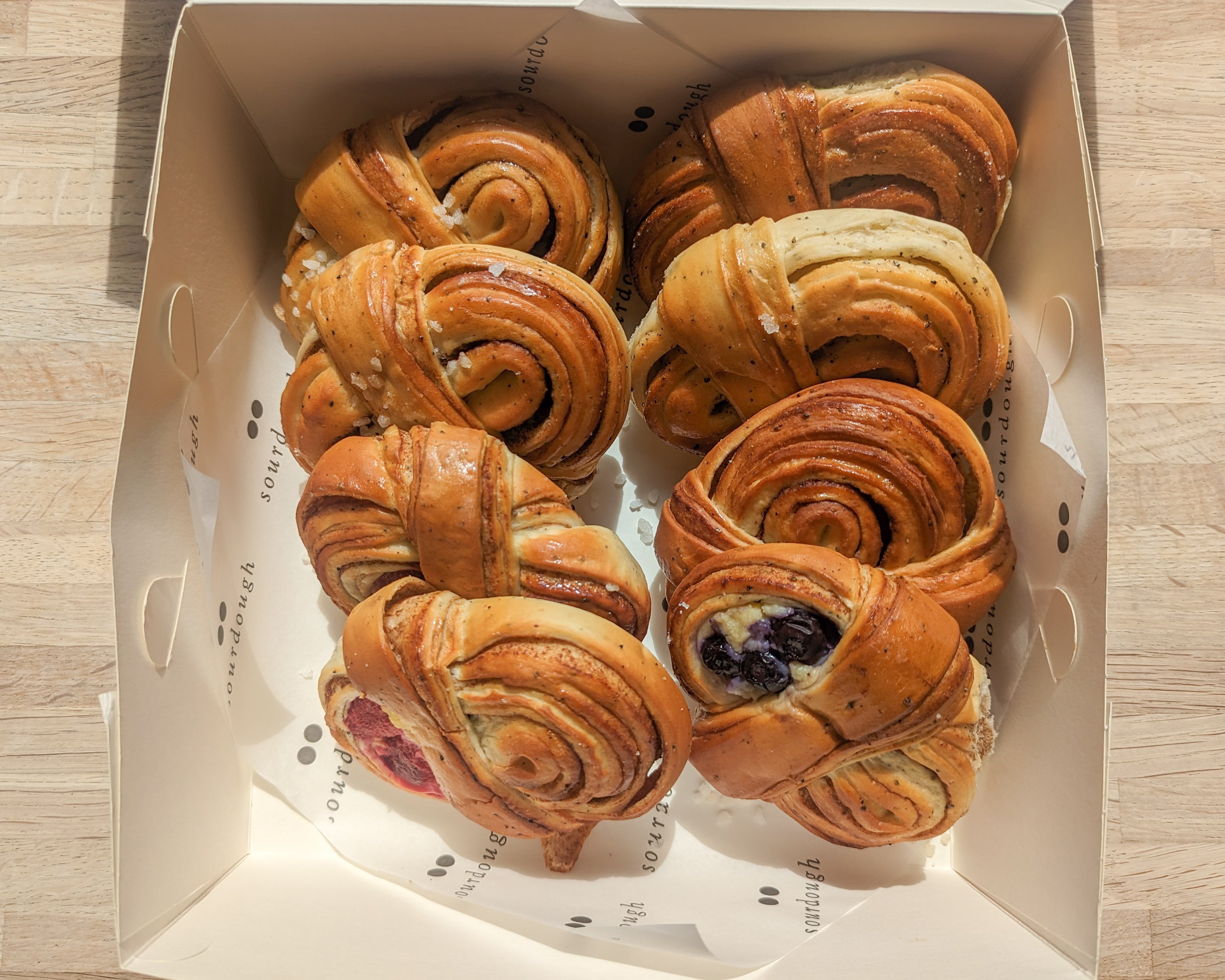 Mixed Cardamom, Cinnamon & Berry Buns