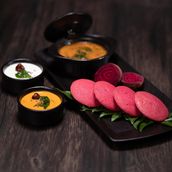 Beetroot Idli With Samber And Chutney