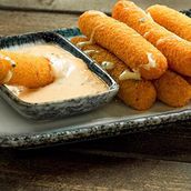 Crispy Mozzarella Cheese Sticks