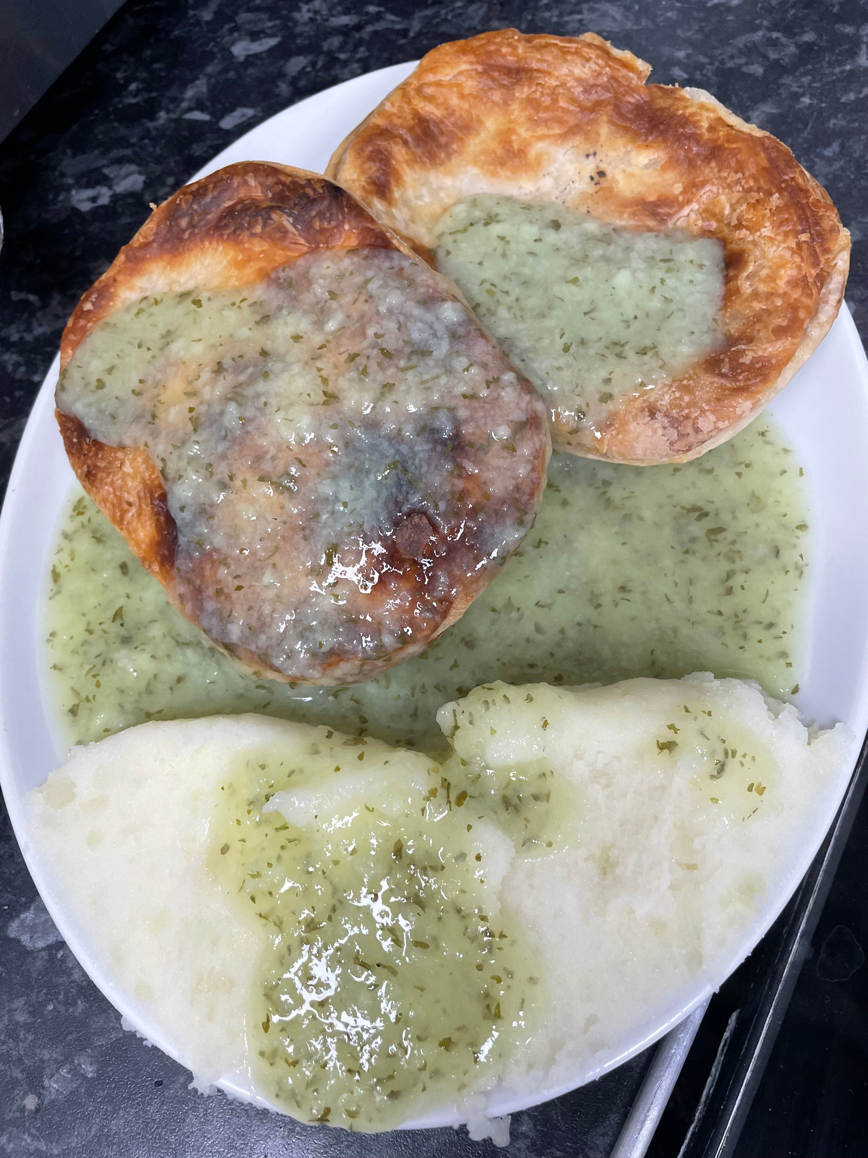 Arthur’s Pie & Mash