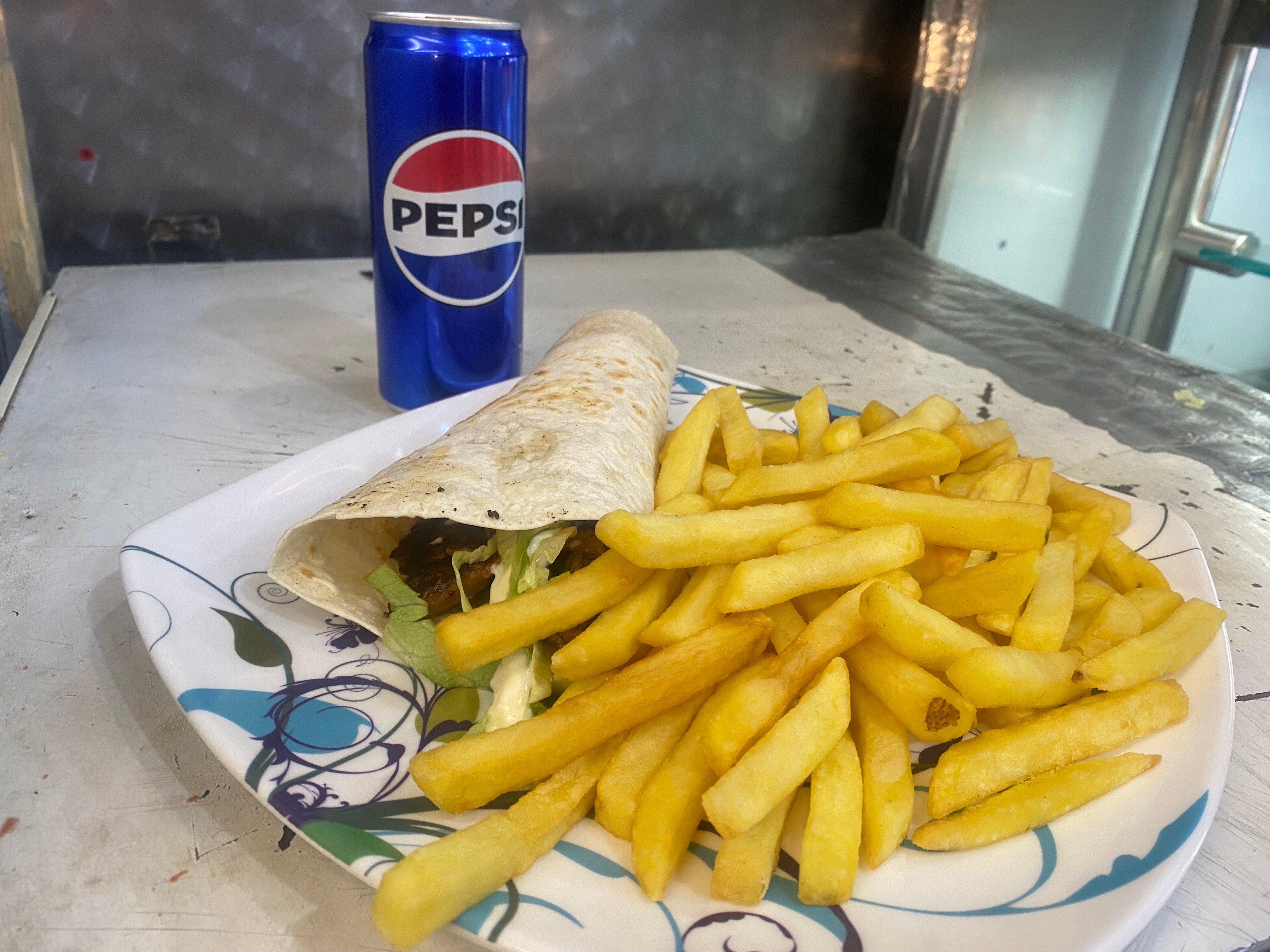 3 Pieces Lamb Chop with Chips or Wedges Meal
