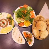 Oriental Platter-سيرفيس شعبى