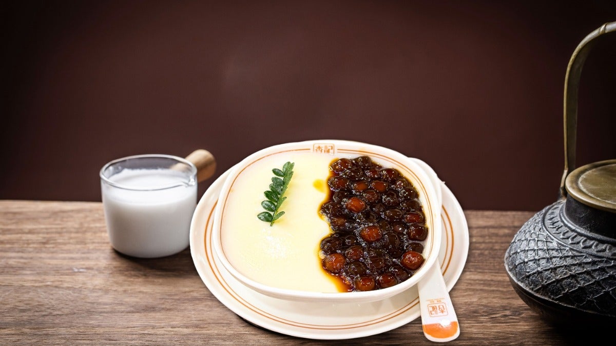 老红糖珍珠豆花 Tofu Pudding with Brown Sugar Tapioca Pearls