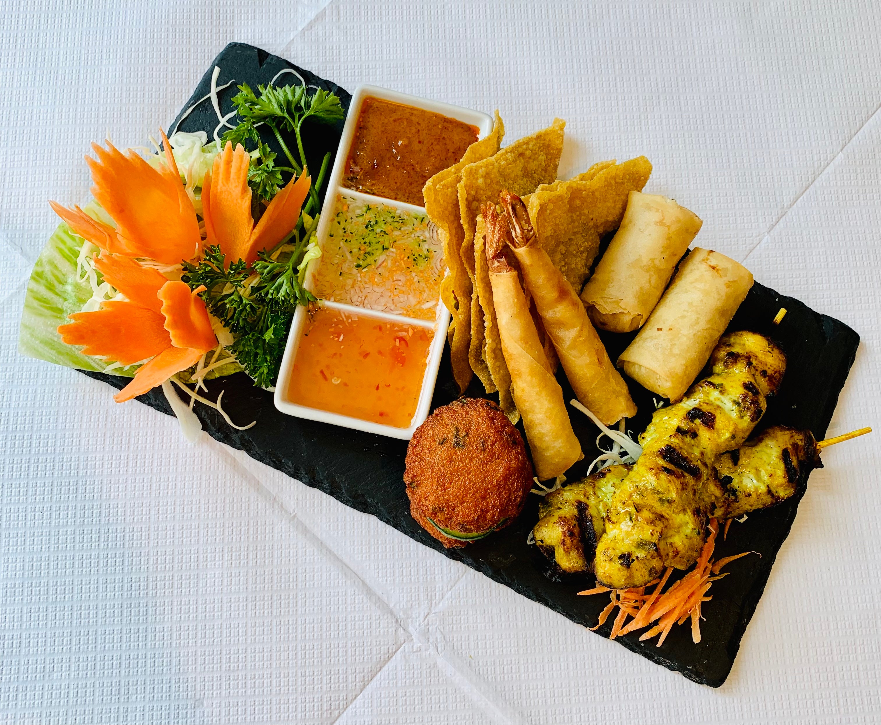 Ruam Dao - Selection of Starters (For 2)