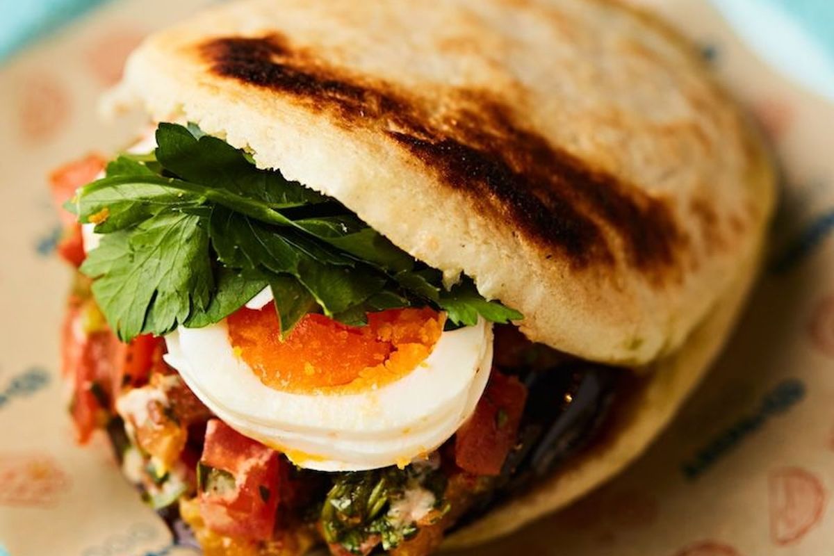 Arepa Sabich