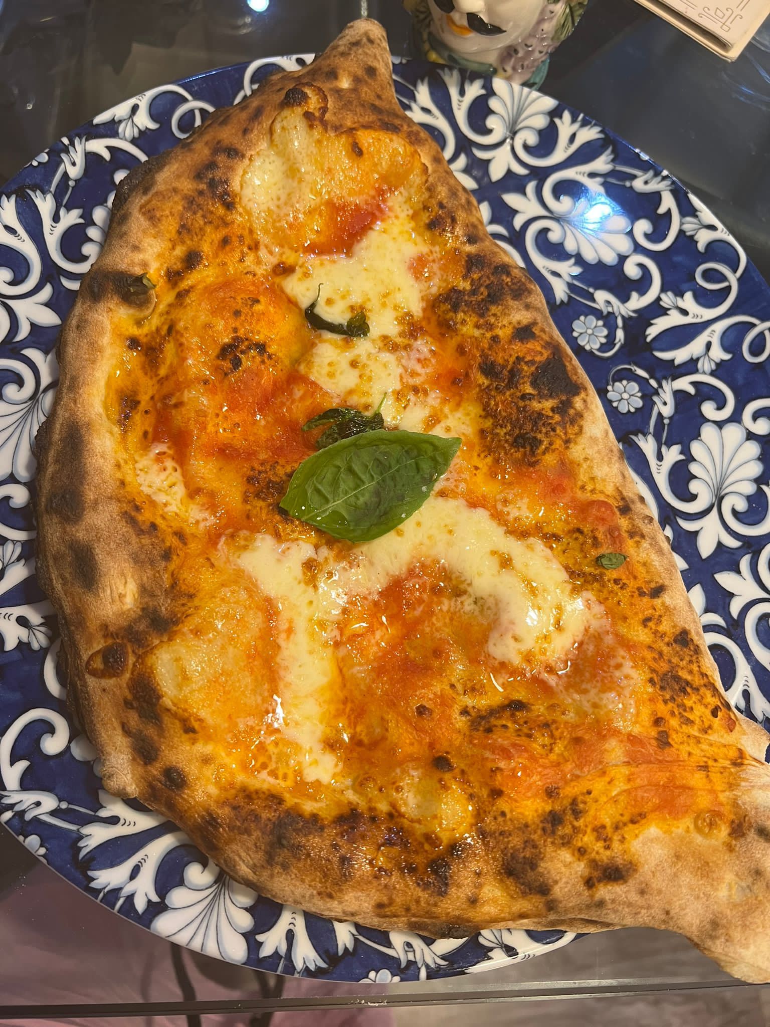 Calzone Ripieno (Folded Pizza)
