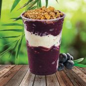 Acai- Powdered milk and Granola