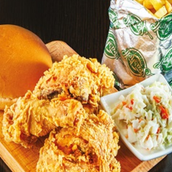3 Pieces Chicken Broasted Dinner With Pepsi
