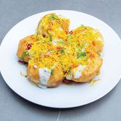Dahi Batata Puri