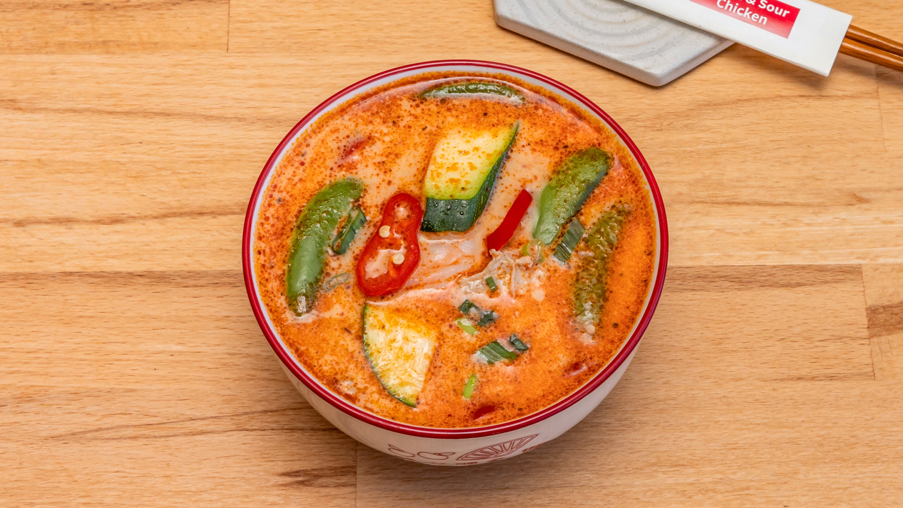 Spicy Thai Tom Yum Soup 泰式东阴汤