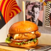 Falla Crispy Chicken Burger