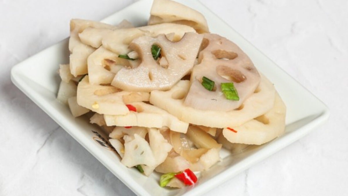 凉拌藕片 Tossed Lotus Root Slices